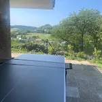 公寓 Traumferienwohnung Am Wald 1 *