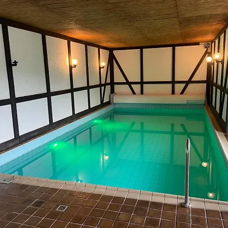 Διαμέρισμα Traumferienwohnung Am Wald 1
