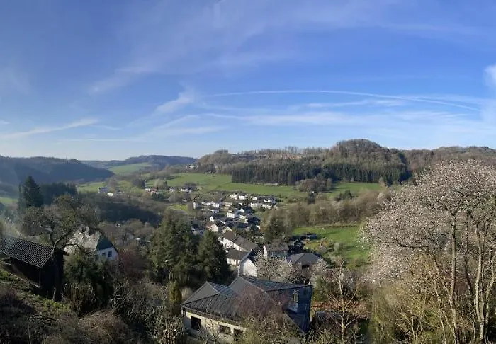 Traumhaus Am Wald 1 *